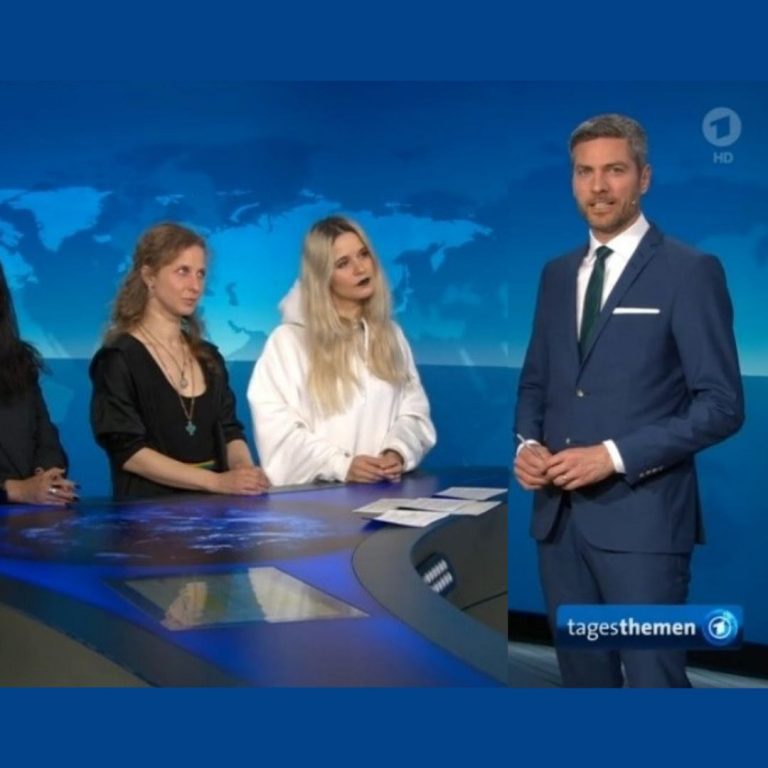 Pussy Riot zu Gast bei ARD Tagesthemen – Simultanverdolmetschung Russisch-Deutsch durch Konferenzdolmetscherin Anna Deistler